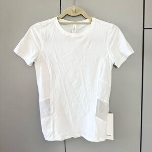 Lululemon Cross Court White Short Sleeve Tee NWT